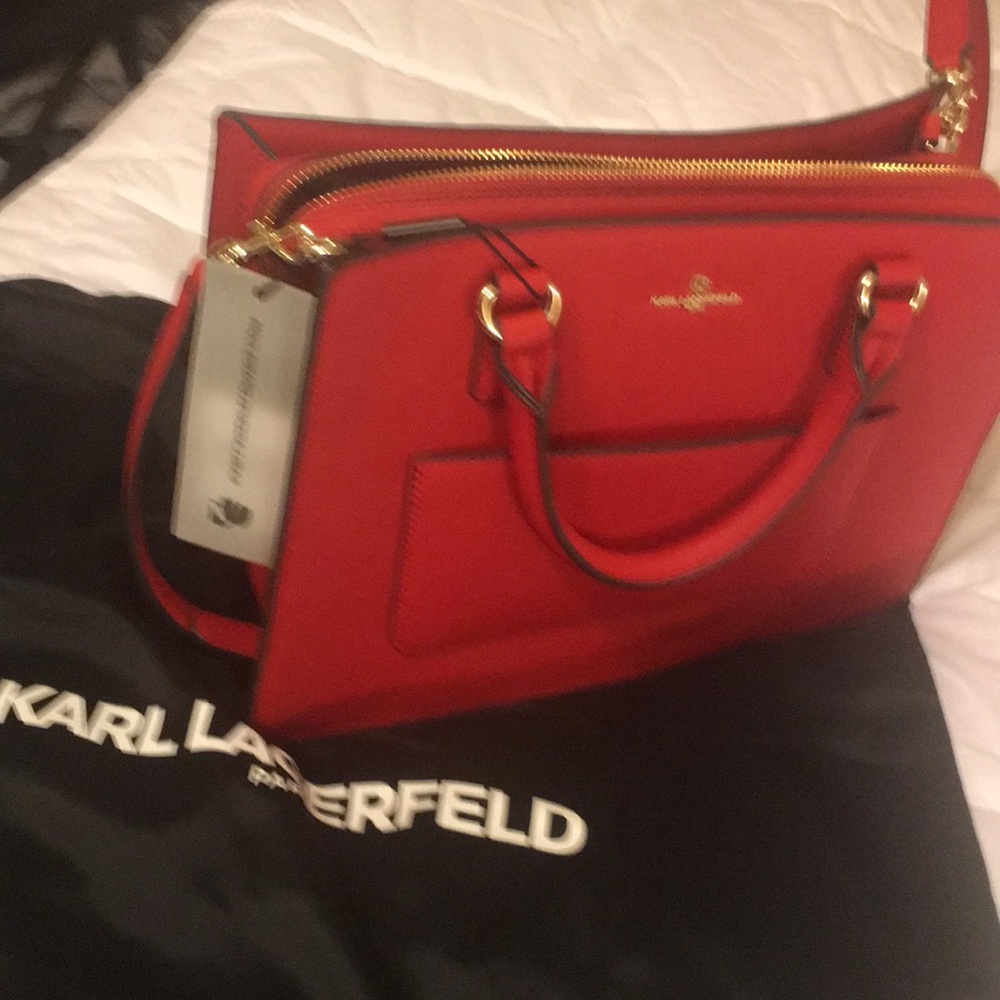 Karl lagerfield red bab.  Ameue.  New